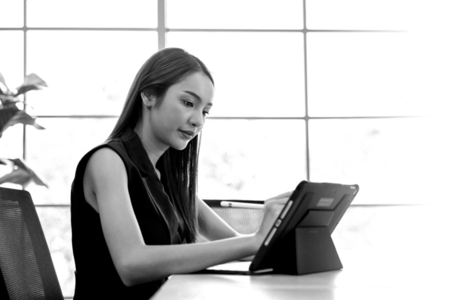 Modern investment education facility with learning resources